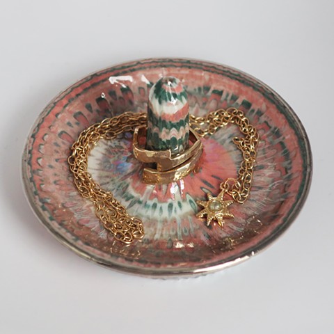 Pink, white & teal marbled & carved ring holder with assorted gold jewelry
