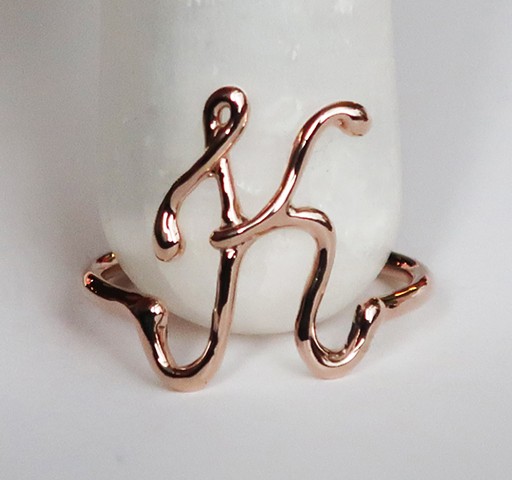 custom rose gold cursive initial ring