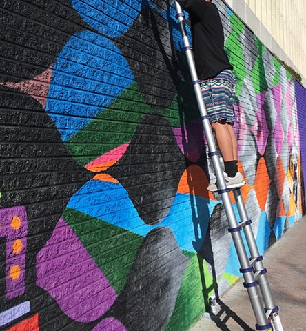23rd Street Mural, Crystal City, VA
collabo with Mas Paz, Miss Chelov & Cri
assisted by Aiden Huntington
video: Street Art Films