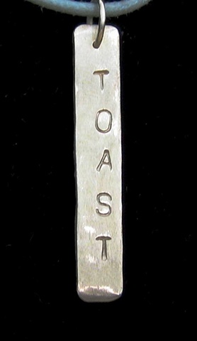 Toast pendant