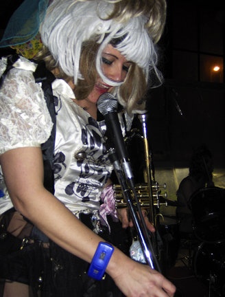 Performance 2005