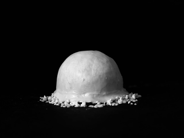 Rena Leinberger photo of Trinity Nuclear testing explosion in cake frosting