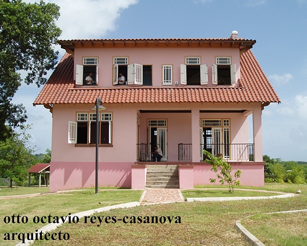 Casa Piñero, 2004