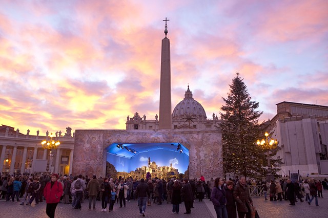 Piazza San Pietro presepio 2012