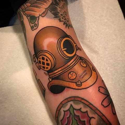 vintage divers helmet tattoo by dave wah at stay humble tattoo company in baltimore maryland the best tattoo shop and artist in baltimore maryland
