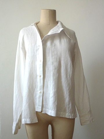 the classic RB linen blouse.