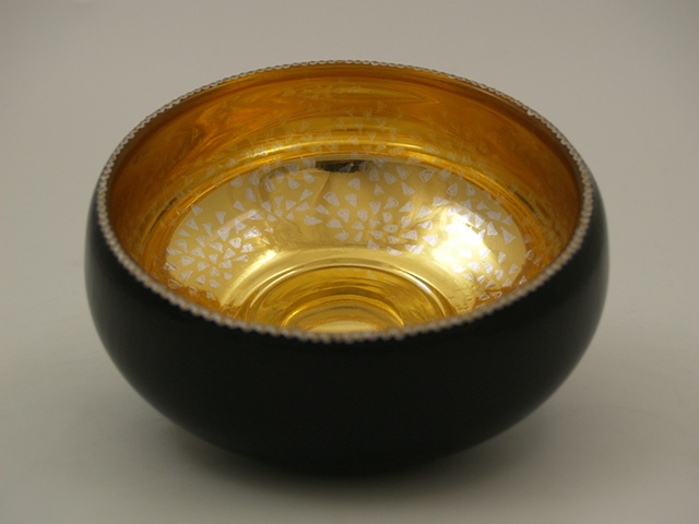 eglomise, Reverse painting on glass, gildedglass, glass bowl, 23-Karat Gold Leaf on glass, hand painted glass bowl, verre églomisé, janmaitland.com