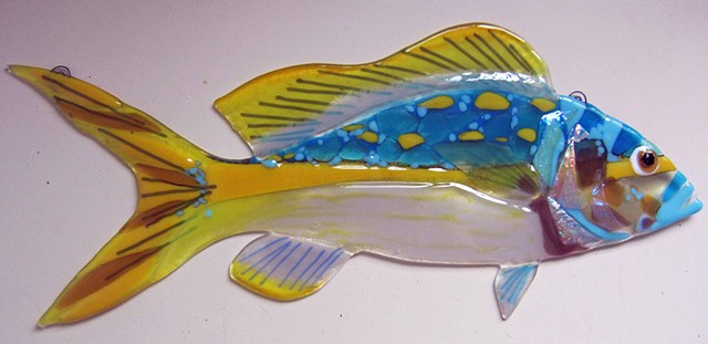 Large Yellowtail Snapper...

details:
about 20" long x 9" tall