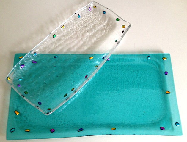 Aqua 6"x12" tray with 4.5" x 9" clear tray...