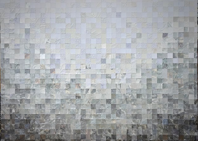grid mosaic white silver