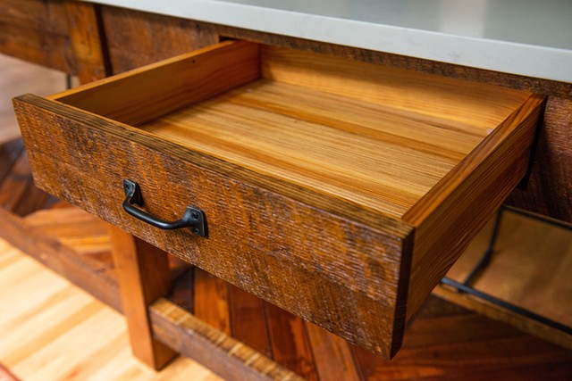 Ansty Island
drawer detail
