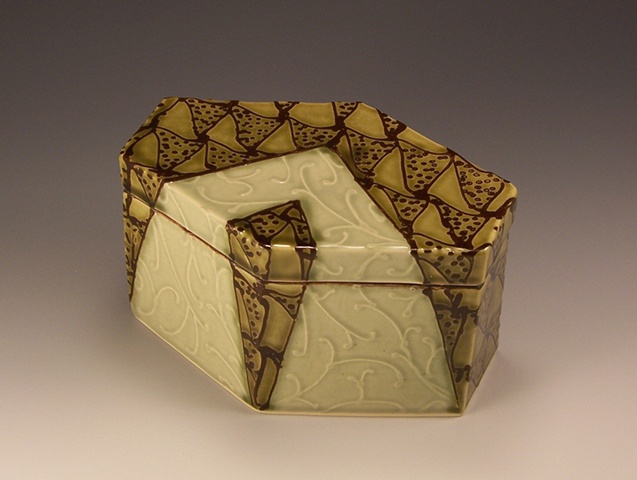 New six sided box view 1