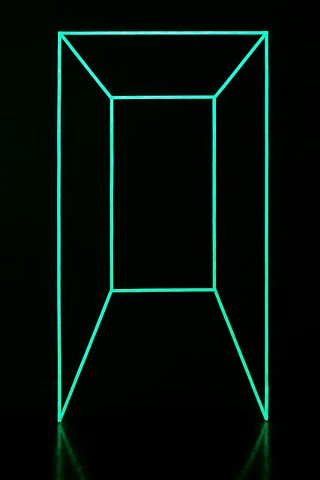 105 portal (green) [night view]