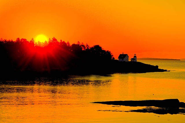 Sunrise at Curtis Island Light