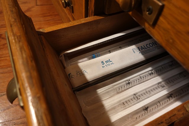 Library, detail