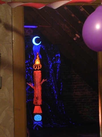 "It's Only A Paper Moon (2)", Gunnatowski

Installation shot from inside of "I Had A Dream I Was A Suspect ....", detail.


