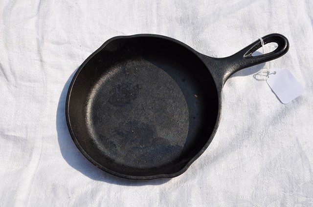 Small cast iron skillet for Renata from Riverton, WY