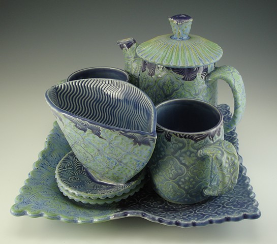 Coffeepot with Pour-over & Catchment and two Cups on Tray