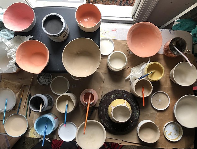 Glazed 60 ceramic pots in the shed this week. 
