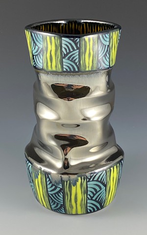 Reflective vase 2, 2021, 7"x4"