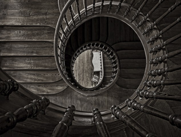 Spiral Staircase

June 2012