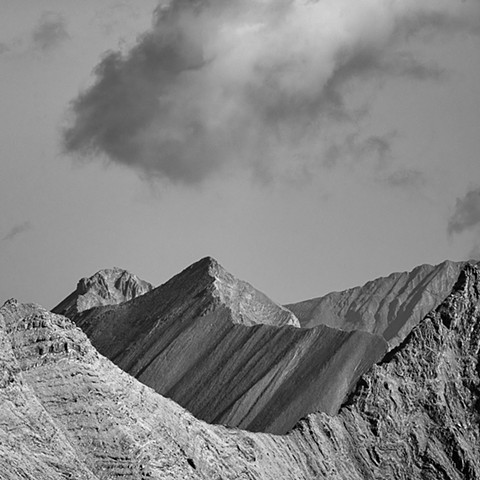B&W Peaks in the Distance