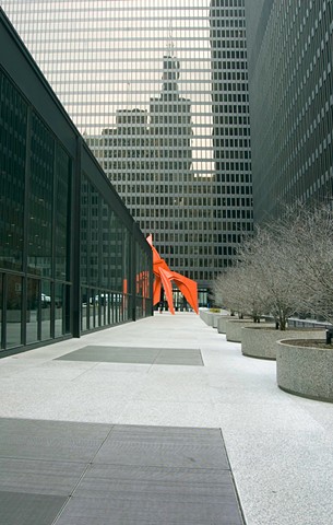 Alexander Calder's Flamingo in downtown Chicago photographed by Lucy Mueller Photography