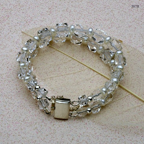 double strand vintage cut crystal with pearls;
vintage sterling box clasp with safety, 7" (#587B)
for coordinating earrings, see pearl & crystal earrings (#589E)