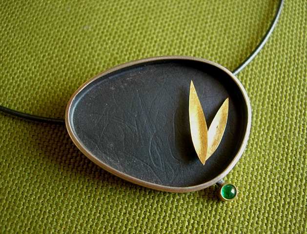 necklace emerald silver gold leaf egg