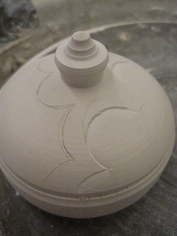 cloudline porcelain box--initial carving