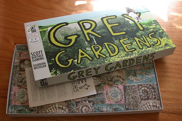 Grey Gardens Board Game (open box)