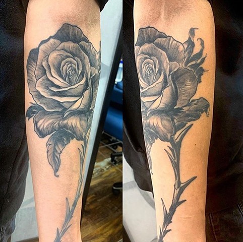 realistic semi realistic roses thorn stem nature illustrative tattoos tattoo art pretty flowers 