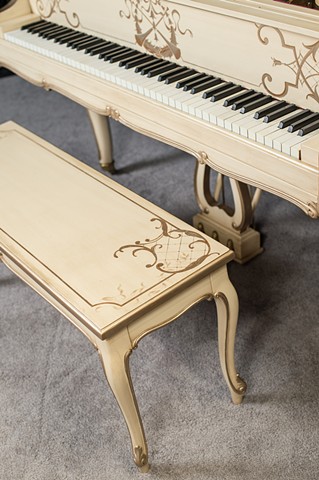 Primadonna Piano Bench Detail