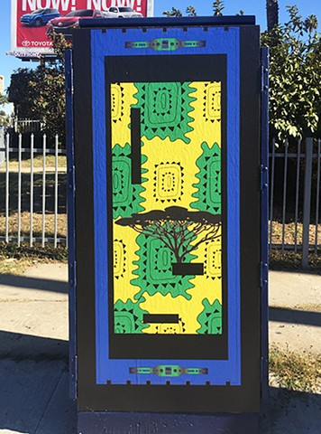 Utility box on Washington Blvd at Vineyard Ave:  West side/African culture