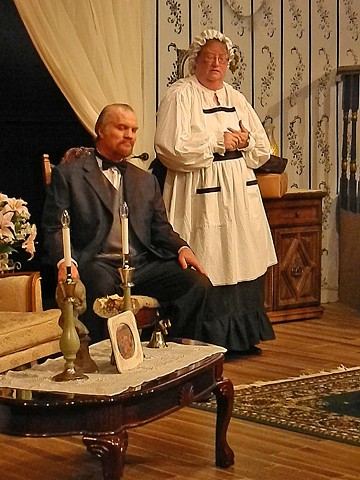 Inspector Martin and the maid Ellen