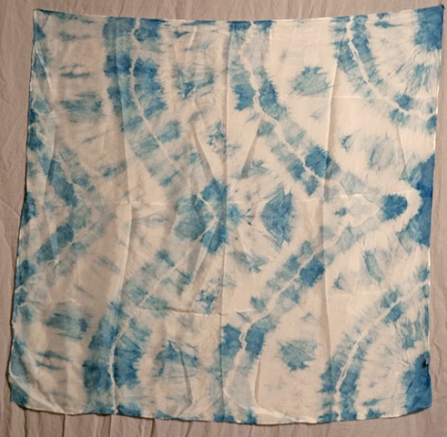 Dye with tie and knot resist