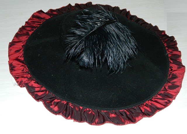 Spamalot----Hat for Sir Not Appearing In This Show