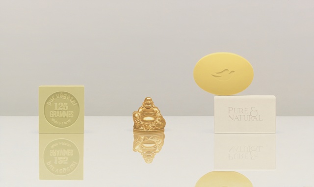 GOLDEN BUDDHA WITH BAR SOAP