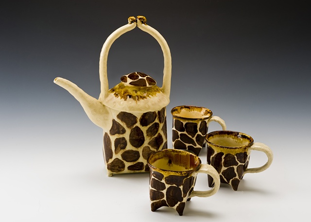 giraffe safari brown and purple teapot and cups