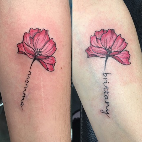 poppy tattoos with lettering 