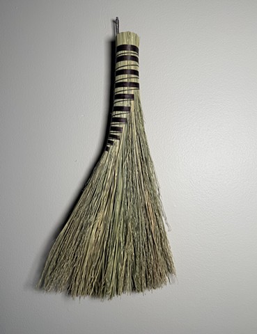 Umber Turkey Wing - for light sweeping