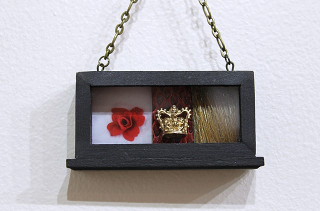 Beauty & The Beast (Miniature)
