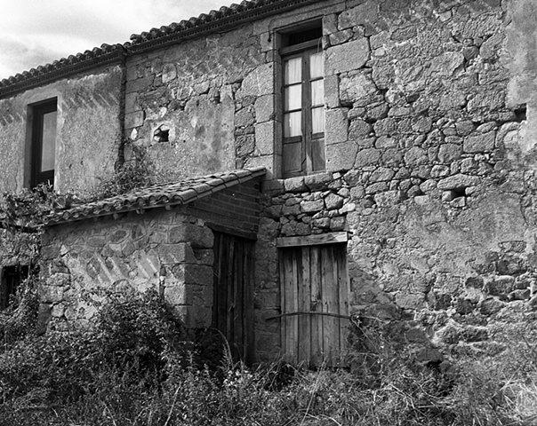 "Remains of a Charming House"

An old house of rock construction in the village of Trasulfe, Spain. 