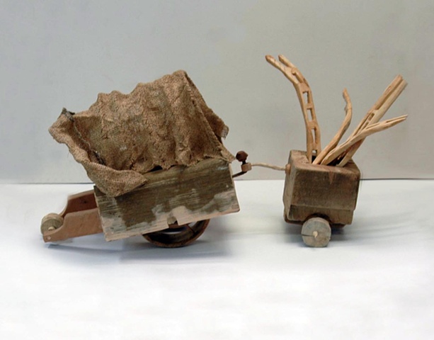 sculpture wagon war toys
