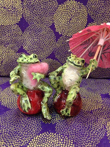 small raku frogs by lisa schumaier