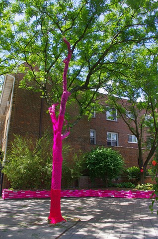 POW! POW pink tree