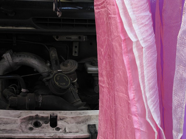 Engine and Curtain, Italy