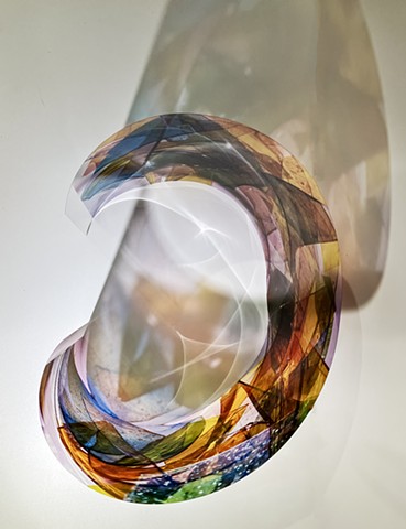 Light folding, remembering how to curve (open circle)