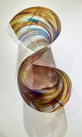 Light folding, remembering how to curve (s curve)