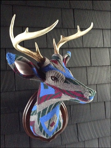 Sweater faux deer stag antler taxidermy 80's old man cosby geometric 